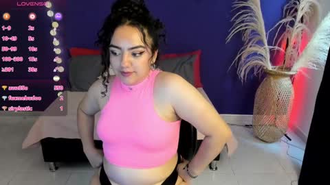 Snapshot of ambeer_cute chatting on February 24, 6:26 pm Amber online show from February 24, 6:26 pm