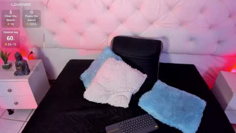  Amber  online show from October 3, 9:12 pm