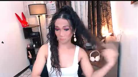 amber online show from November 17, 1:35 pm