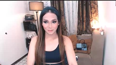 amber online show from November 10, 11:02 am