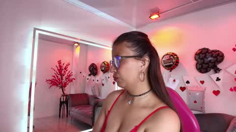 amber__rouge online show from February 17, 3:38 am