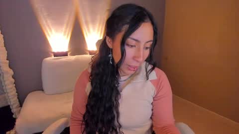 Snapshot of amber_curly chatting on February 24, 10:58 pm amber_curly online show from February 24, 10:58 pm