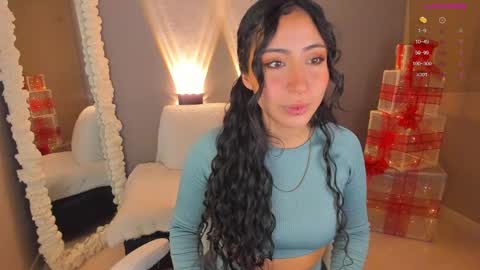 Snapshot of amber_curly chatting on December 30, 4:29 pm amber_curly online show from December 30, 4:29 pm