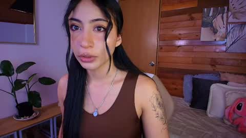 amber_curly online show from April 16, 8:09 pm