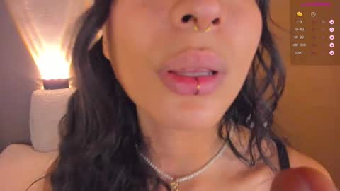 Snapshot of amber_curly chatting on February 3, 6:17 pm amber_curly online show from February 3, 6:17 pm