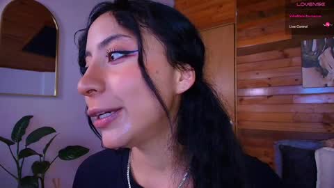 amber_curly online show from May 15, 8:27 pm