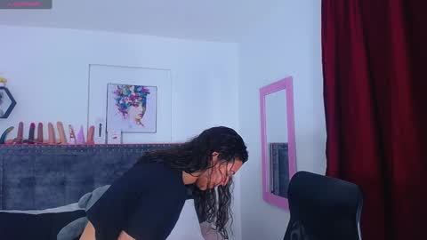 Snapshot of amber_hot22 chatting on January 18, 7:26 pm ambar online show from January 18, 7:26 pm