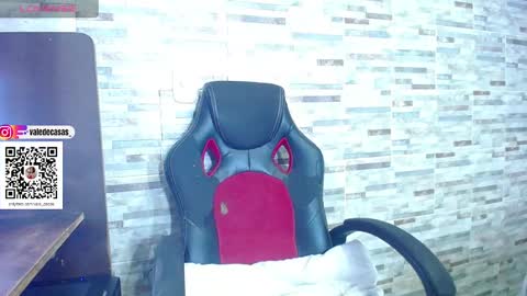 Snapshot of amber_kholin chatting on February 10, 3:03 am scarlett online show from February 10, 3:03 am