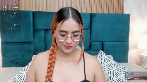 Emily online show from October 3, 7:11 pm