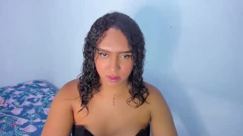 Snapshot of amber_lee20 chatting on September 19, 11:51 pm LUISA online show from September 19, 11:51 pm