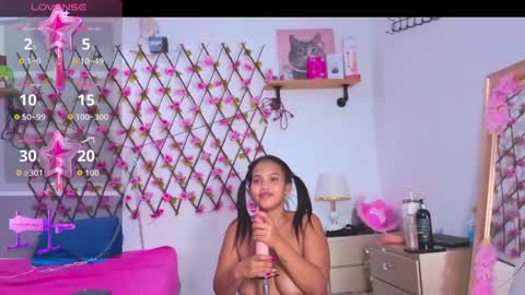 amber_love04 online show from May 15, 9:55 pm