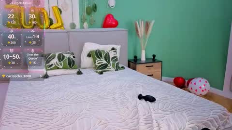 Amber online show from February 12, 6:06 am