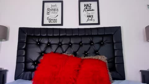 julieta  online show from January 7, 7:41 pm