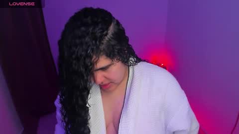 find me here ---    online show from November 4, 11:39 pm