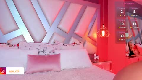 Tell me Amber online show from October 3, 5:27 am