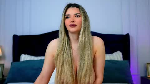 amberalena online show from April 14, 3:43 am