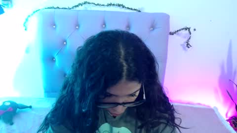 Amber Jeong online show from January 18, 2:36 am