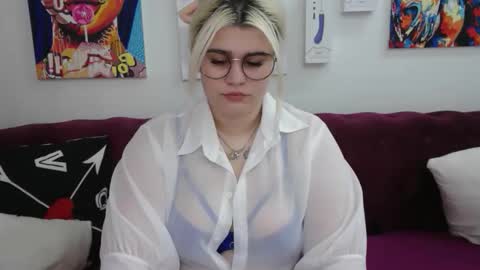 Amber online show from September 24, 3:13 am