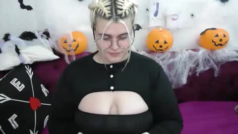 Amber online show from October 21, 2:16 am