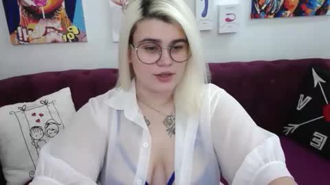 Amber online show from November 3, 3:18 am