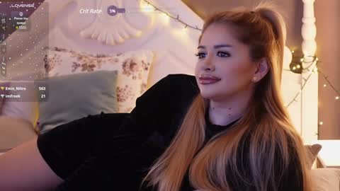 Amberseyes online show from January 8, 12:26 pm