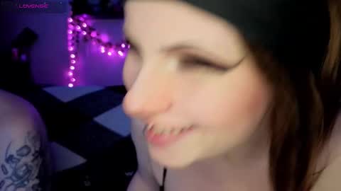 amburlicious online show from March 17, 3:11 am