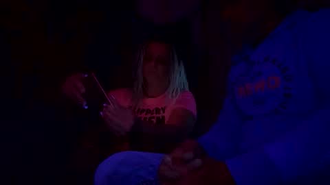 amdavis388 online show from March 14, 11:36 am