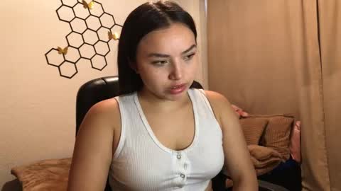 Amelia online show from November 5, 2:41 pm