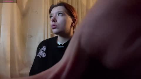 Amelia Aley  online show from December 27, 3:37 pm