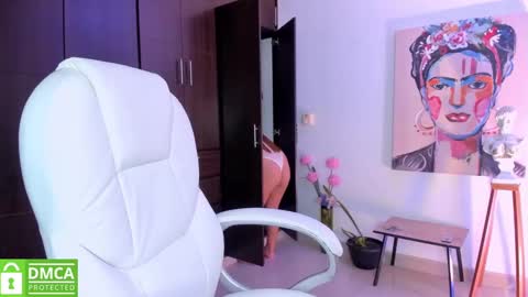 Snapshot of amelia_chillvibes chatting on January 14, 8:04 pm AMELIA online show from January 14, 8:04 pm