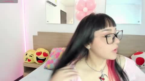 amelia_fry online show from September 8, 2:49 pm