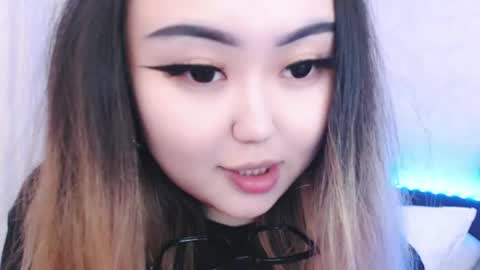 Amelia online show from May 25, 4:13 pm