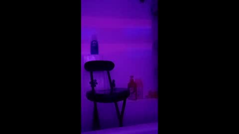 ameliajoshphine online show from April 4, 10:00 am