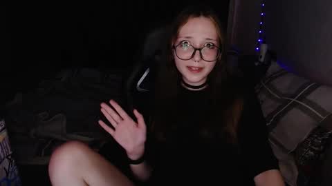 Amelia online show from November 10, 3:04 pm