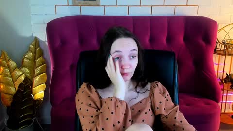 Amelia online show from February 5, 5:30 am