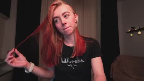 Amelia   online show from December 18, 3:44 pm