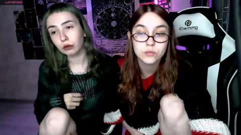 Amelia online show from May 30, 5:33 pm