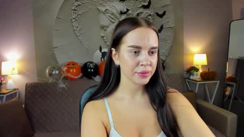 My name is Amelia online show from October 26, 11:11 am