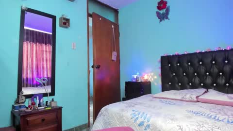 ameliasexdoll online show from October 10, 3:51 pm