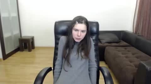 Amelie online show from October 27, 4:07 pm