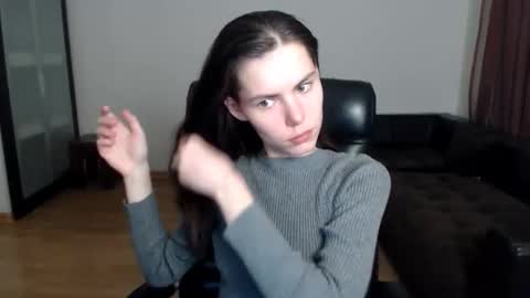 Amelie online show from September 25, 5:20 pm