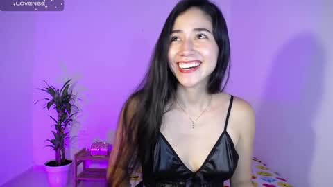 Snapshot of amelycaro chatting on February 7, 6:45 am Amely online show from February 7, 6:45 am