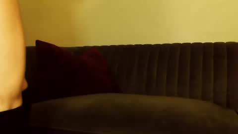 HOT white  naughty leo  xxx online show from January 28, 2:00 am