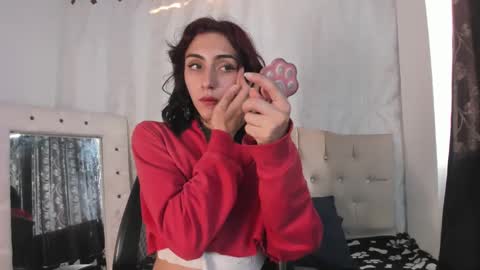 amethyst_01_ online show from December 5, 10:06 pm
