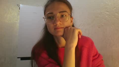 Julia  online show from October 29, 5:47 pm