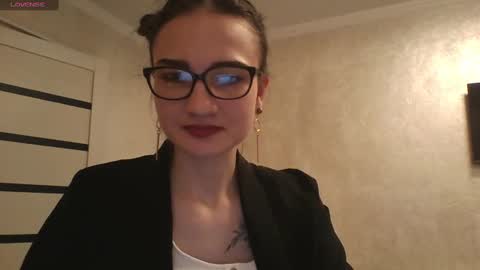 Snapshot of amethystnight_ chatting on March 6, 10:30 am Julia online show from March 6, 10:30 am