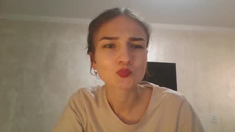 Snapshot of amethystnight_ chatting on September 15, 10:17 am Julia online show from September 15, 10:17 am