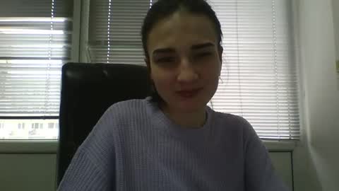 Snapshot of amethystnight_ chatting on February 19, 9:17 am Julia online show from February 19, 9:17 am