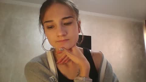 Snapshot of amethystnight_ chatting on September 17, 10:08 am Julia online show from September 17, 10:08 am