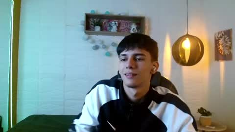 amethystshadow online show from April 27, 8:39 pm